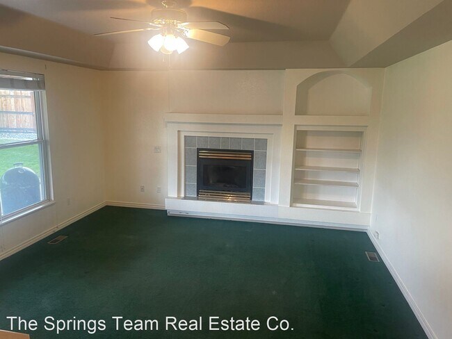 Foto del edificio - 4 br, 4 bath House - 745 Amberglen Court
