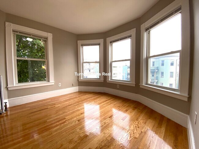 Foto del edificio - 186 Bowdoin St