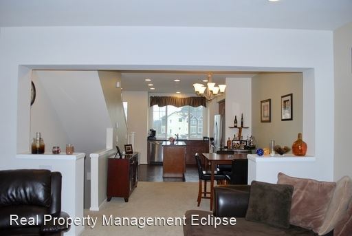Building Photo - 2 br, 2.5 bath House - 13406 45th Dr SE Un...
