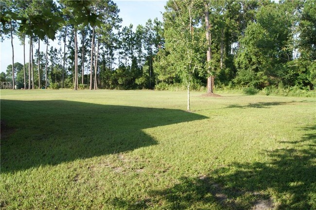 Building Photo - 276 Edge Water Dr