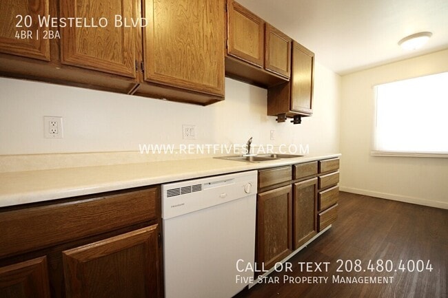 Building Photo - 20 Westello Blvd