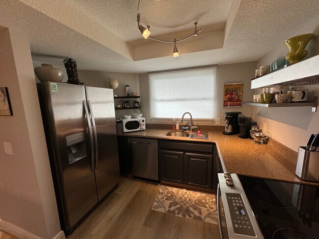 Building Photo - 730 Killarney Bay Ct