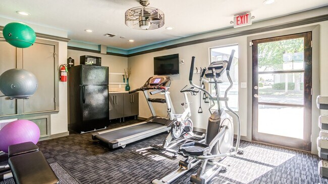 Foto del edificio - The Bryant Apartment Homes