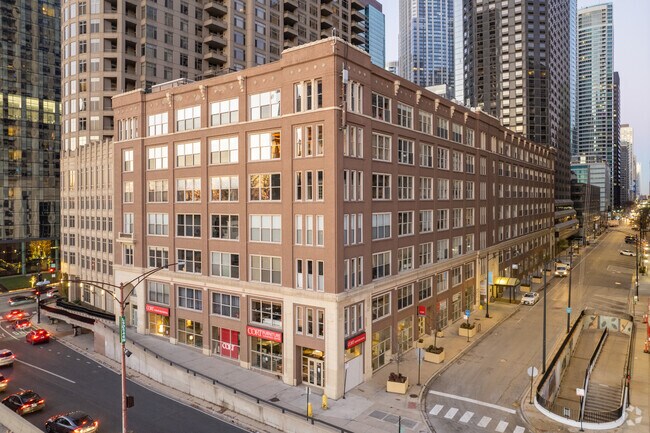 Foto del edificio - 540 N Lake Shore Dr