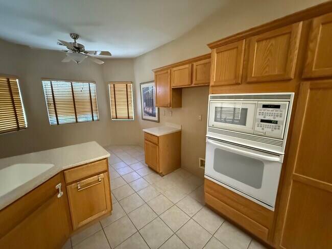 Building Photo - 79567 Morning Glory Ct