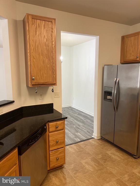 Foto del edificio - 5301 Wyndholme Cir