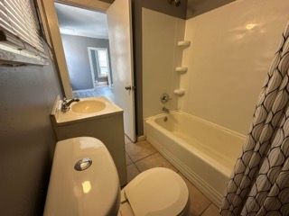 Foto del edificio - 733 N 43rd St