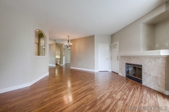 Building Photo - 12079 Tivoli Park Row