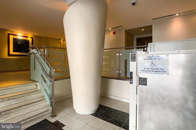 Foto del edificio - 1225 13th St NW