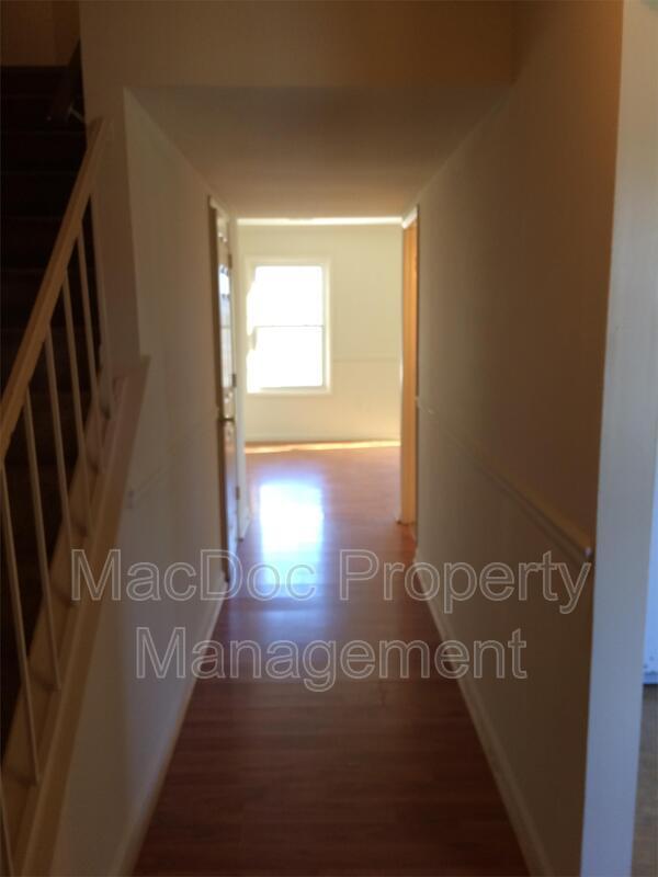 Building Photo - 14674 Pinon Ct