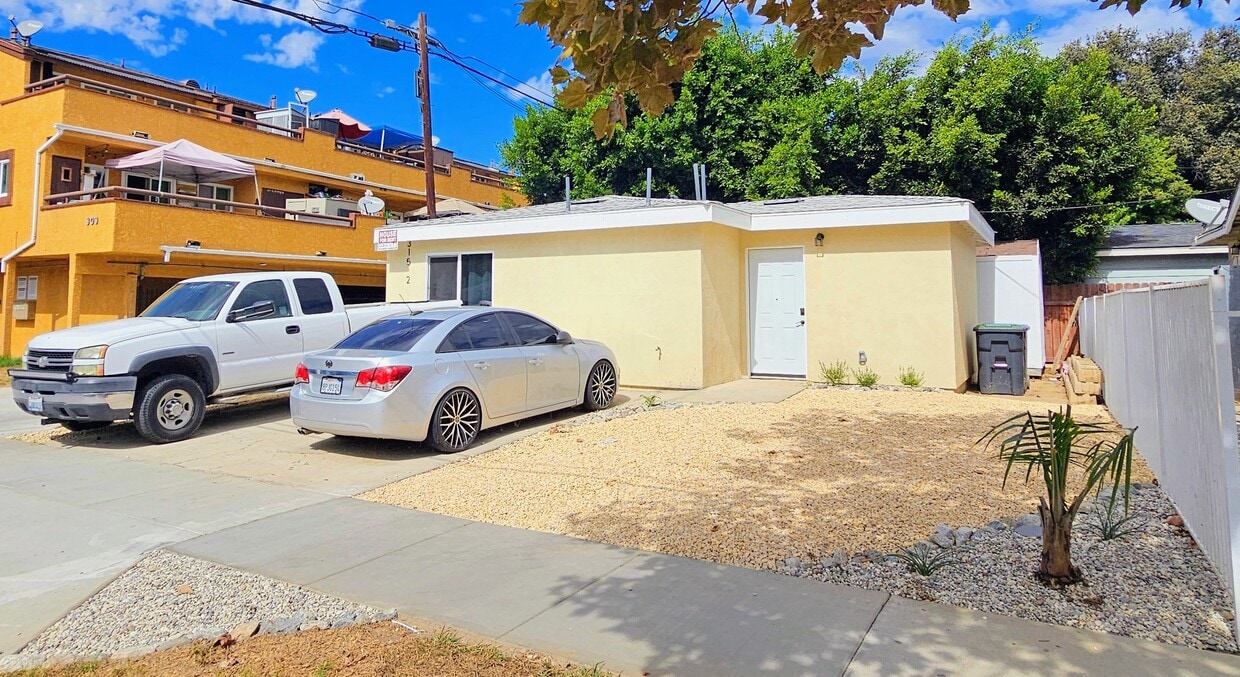 Foto principal - 315 E 16th St