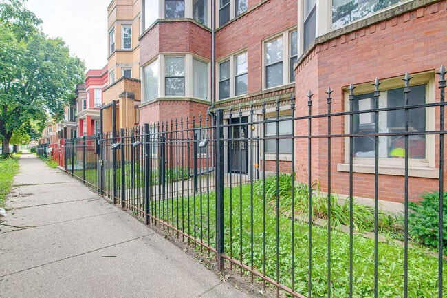 Building Photo - 6210 S Evans Ave