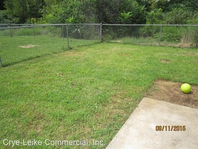 Building Photo - 2 br, 1 bath House - 253 Senator Drive Apt A