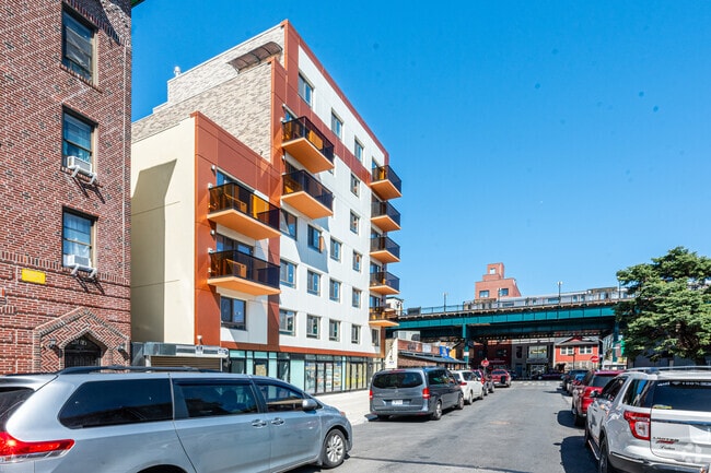 Building Photo - 40-06 68th St