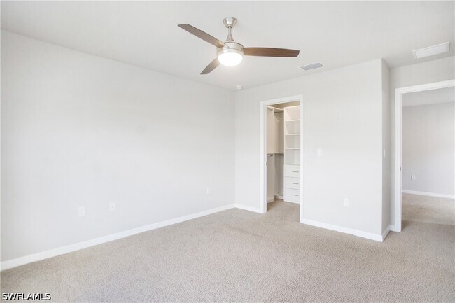 Foto del edificio - 15100 Wildflower Cir