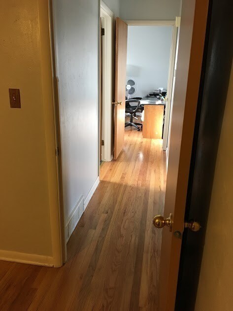 Foto del edificio - 3119 Lusk Pl