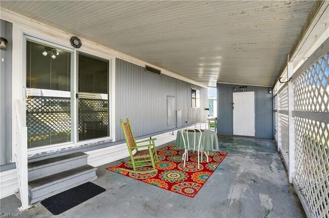 Foto del edificio - 125 Kim Dr