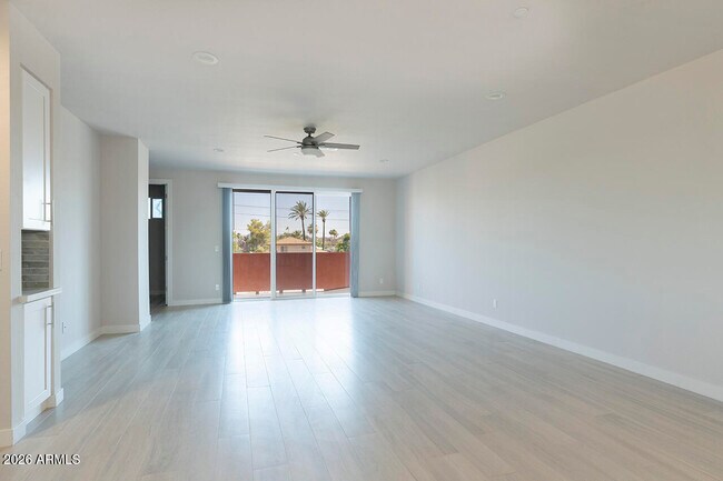 Foto del edificio - 4506 N 10th St