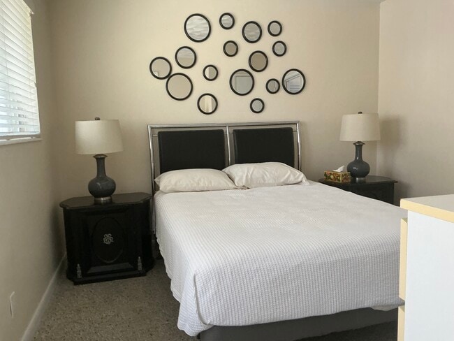 Building Photo - 4205 Bougainvilla Dr