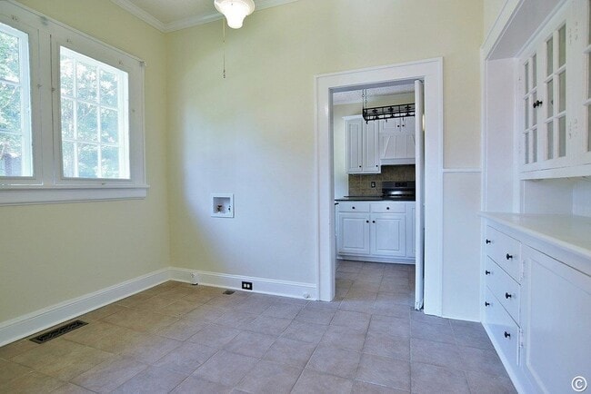 Building Photo - 1639 17th Ave