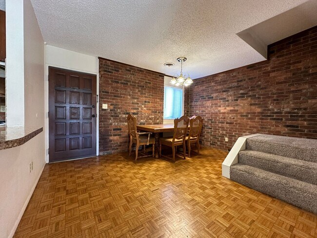 Foto del edificio - * Move-In Special * * Water Paid ; Washer/...