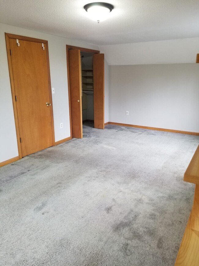 20 Warwick St Unit 5, New Haven, CT 06513 Apartments in New Haven, CT