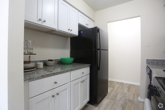 Interior Photo - Goshen Manor