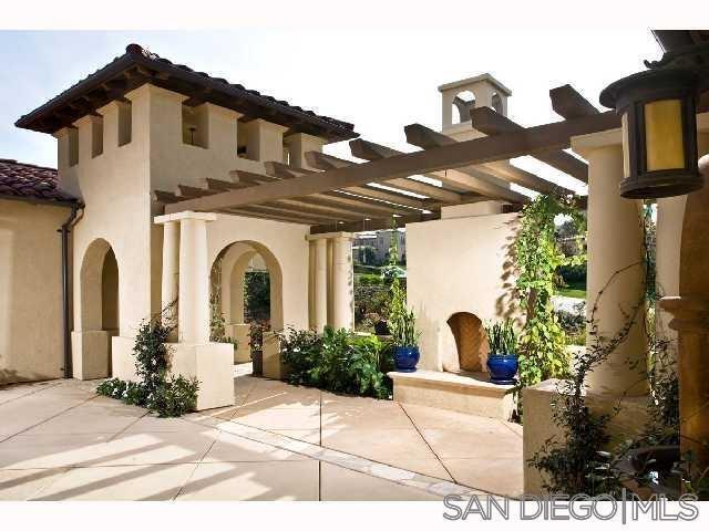 Foto del edificio - 8249 Top O the Morning Wy