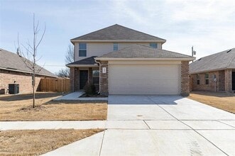 Building Photo - 1507 Dove Cir