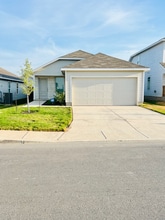 Building Photo - 1311 Neria Lp