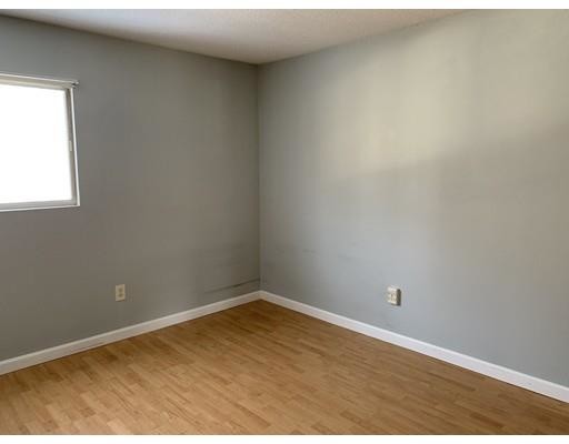 Building Photo - 5455 N Main St