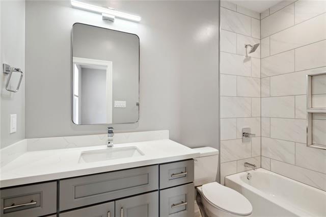 Foto del edificio - 2121-23 Jourdan