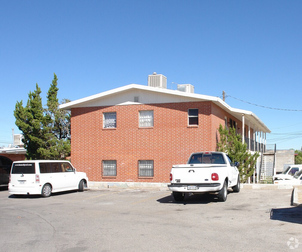 Building Photo - Building B