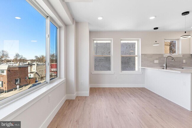 Foto del edificio - 2845 W Diamond St