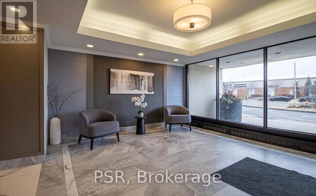 Photo du bâtiment - 2900-2900 Battleford Rd
