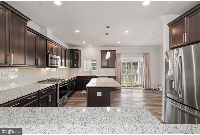 Building Photo - 7132 McHenry Mews
