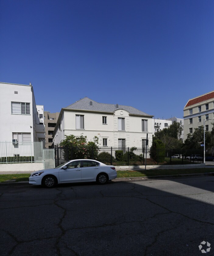 Building Photo - 3400 James M Wood Blvd