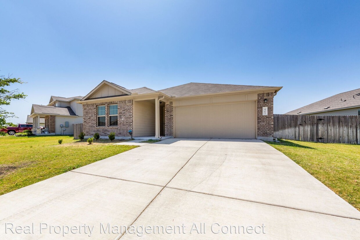 Foto principal - 4 br, 2 bath House - 405 Baxendale St