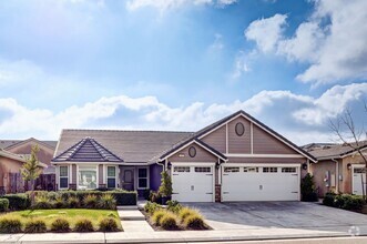 Building Photo - 496 Cascade Way