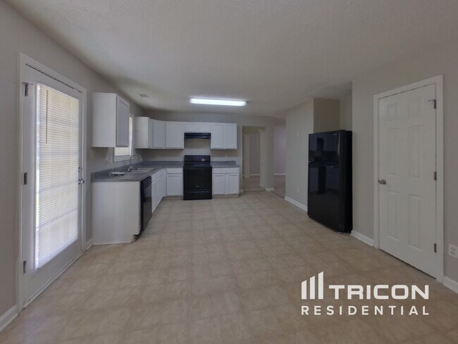 Foto del edificio - 4736 Browns Mill Ferry Rd