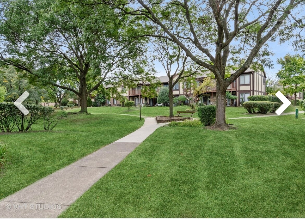 363 Sandhurst Cir Unit Glen ellyn, Glen Ellyn, IL 60137 Condo for