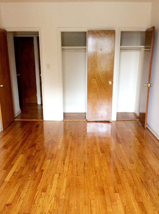 Foto del edificio - 111-56 76th Dr