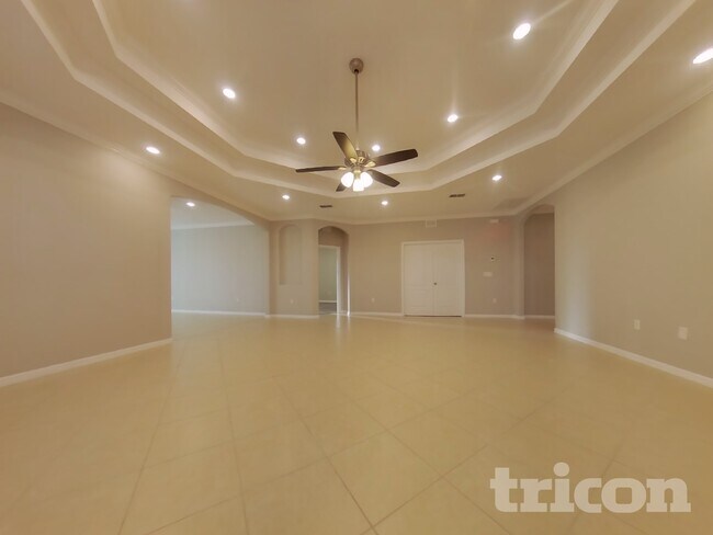 Building Photo - 1660 Luft Ln