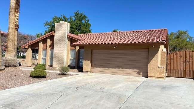 Building Photo - 8740 Cremona Dr