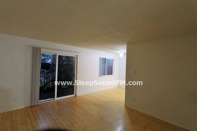 Foto del edificio - 4065 SE Holgate Blvd