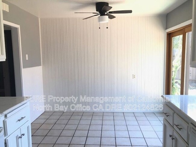 Building Photo - 801 Madison St