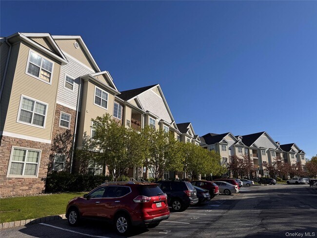 Foto del edificio - 935 Tower Ridge Cir
