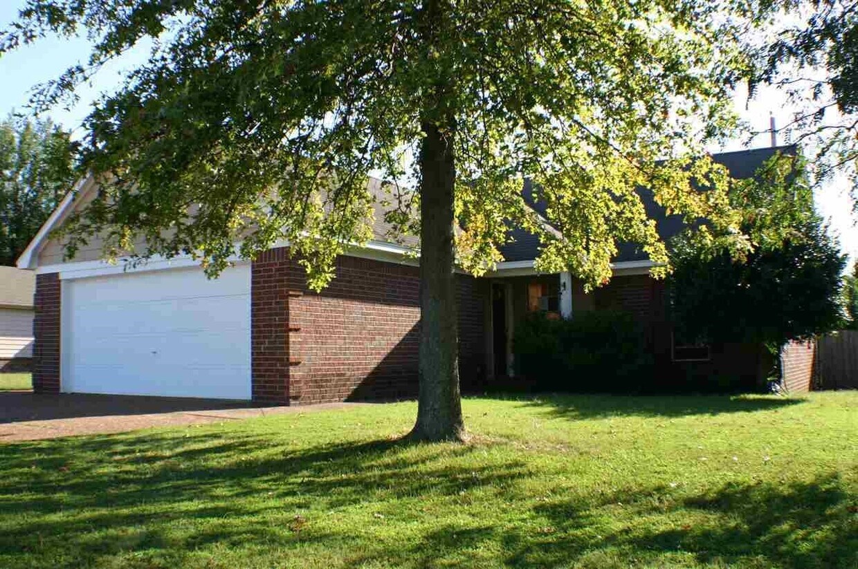 Primary Photo - 6981 Raleigh Lagrange Rd
