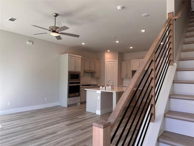 Foto del edificio - 8121 Bromley Dr