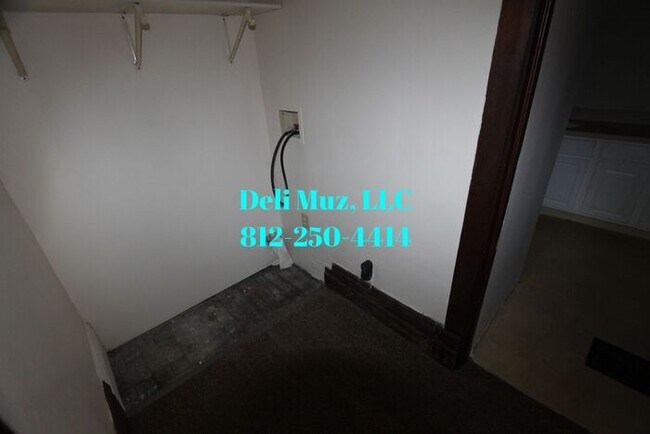 Foto del edificio - Beautiful 2 Bed, 1 Bath House, Water Included